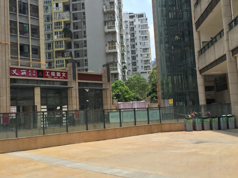 小区相关图