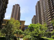 恒大翡翠华庭 3室2厅 134.43㎡ 135万