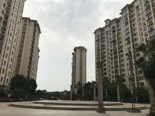 馨雅北苑新精装电梯房,房东诚心出售