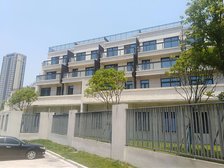 万科品质环境优美经典三居出行便利