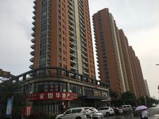 房型南北通透,朝向好,户型方正