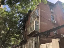 红线,中间楼层,采光好,位置安静,离校近