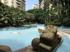 朝小区中庭 带大阳台 小区环境好 金科物业服务