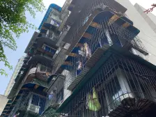 石桥铺 红光中学家属楼一房32万