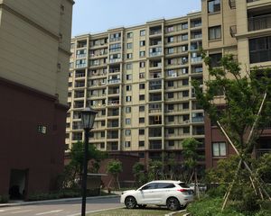 姜沈庭苑3室1厅南北