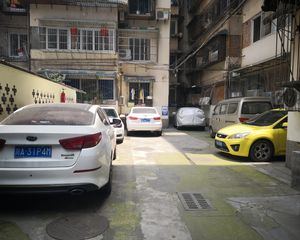 芳草东街91号3室1厅南