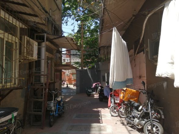 经二纬四单位宿舍实景图