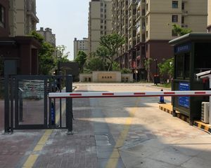 房子户型方正,楼层好,采光充足