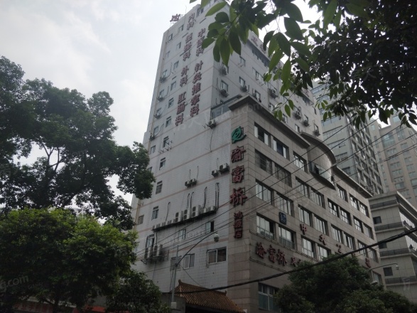 天府公寓实景图