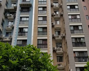 金座蓉城胜景3室2厅东南