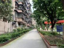 轻轨5号线出口旁 户型方正 小区配套成熟住家方便