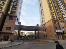 新天地精装修带全套家具家电适合陪读孝敬老人看房方便