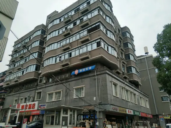 宏达公寓实景图