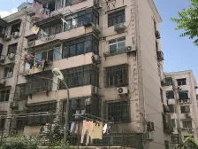 谢家宅小区 南北三房 双南天井