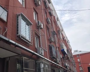 小区后排,双南格局,楼层好,视野宽阔,采光充足