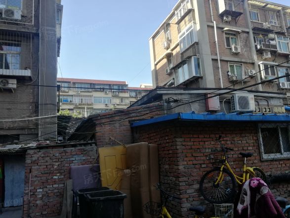 马连道中街实景图