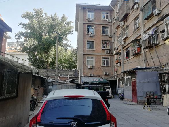 马连道中街实景图