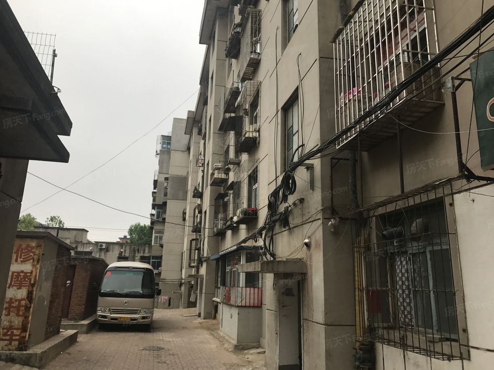 小区相关图