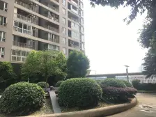 正规两房,户型方正 业主诚心出售,配套成熟,