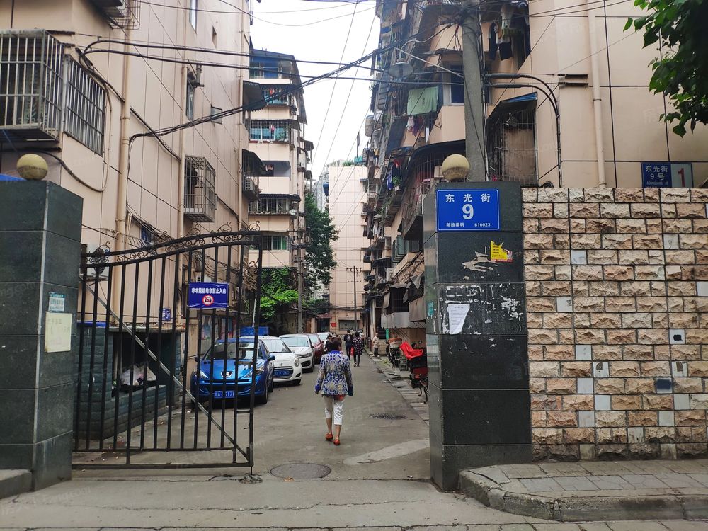 小区相关图