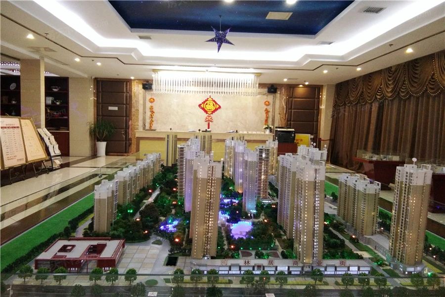 小区相关图