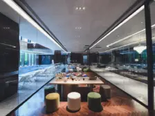 龙兴 阳光城哈罗小镇拜伦道(2号地块)四房148万