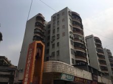 君悦花园精装修3房,可拎包入住,业主诚心出售