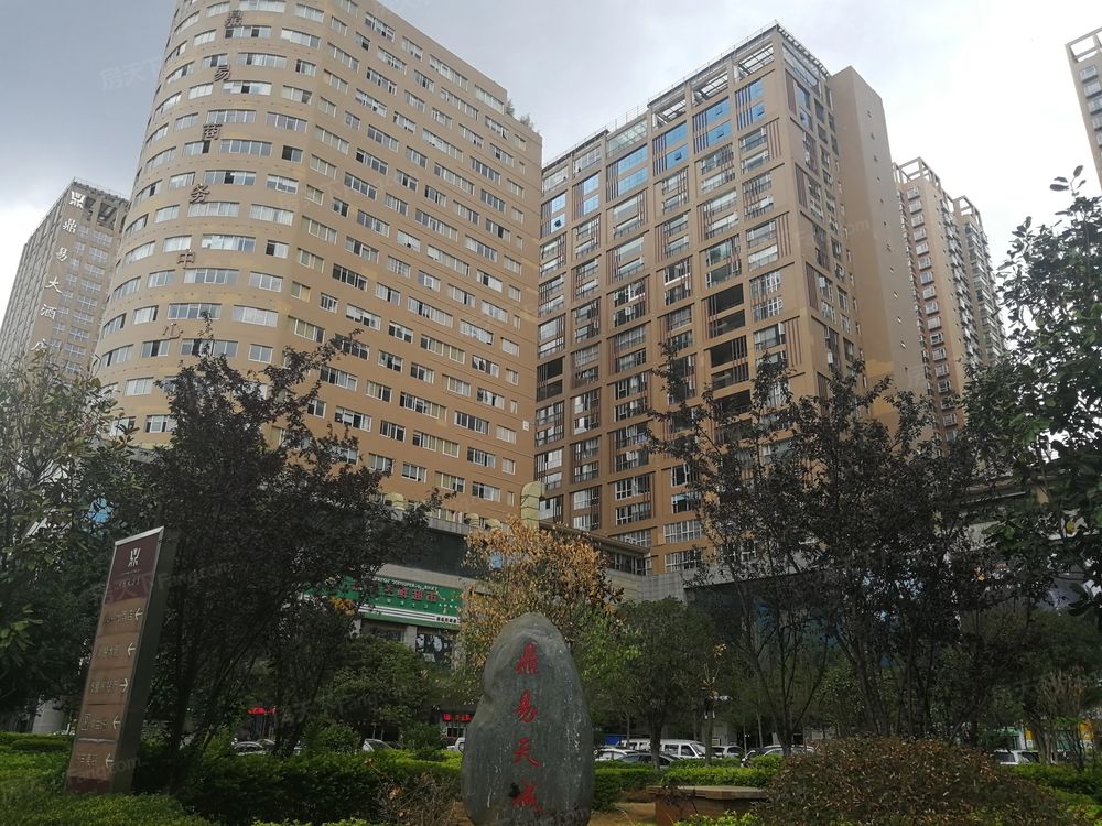 小区相关图