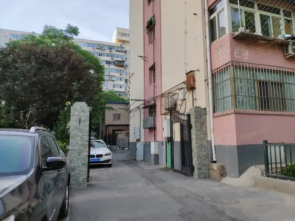 东直门外大街实景图
