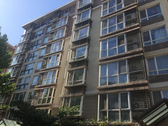 翡翠城五期住宅商住楼实景图