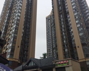 蓝光金悦天娇 3室1厅 东南