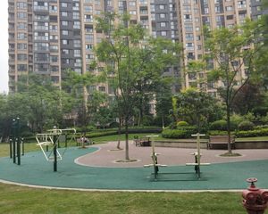 保利城三期3室2厅东