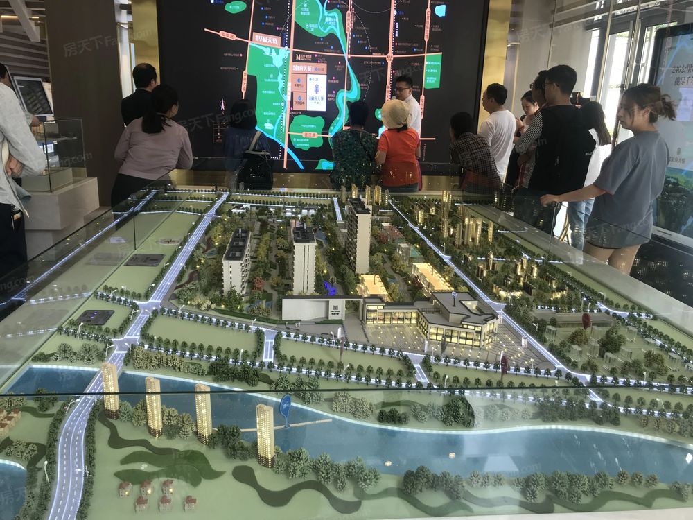 小区相关图