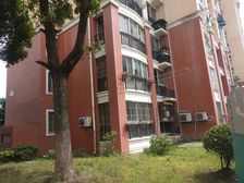 此房满五年一手动迁,产权一个人,没有抵押,没有户口