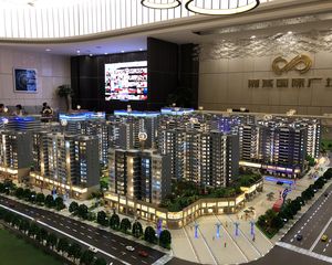 地铁口,交通方便,楼层好,户型周正