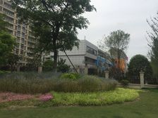 户型方正 四开间朝阳 双阳台 小区环境好 出行方便