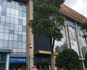 原业主精心挑选位置安静,中高楼层,视野好。