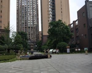 圣采泊尚2室1厅北