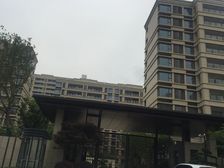 有大太阳陪伴,带大花园,大地下室,梦想中的房子