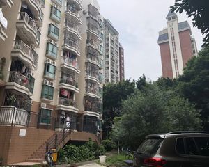 公园旁学府旁精装3房南北对流满5非唯一保养好