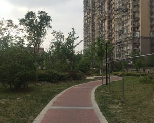永兴福里毛坯两室一楼带院子近万达宜家山姆