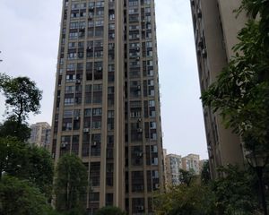 新神风金牛座2室1厅南