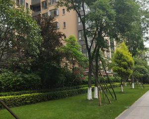 保利城二期3室2厅东南