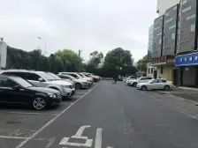 老业主委托!黄外电梯高区!可看黄浦江!诚意哦!