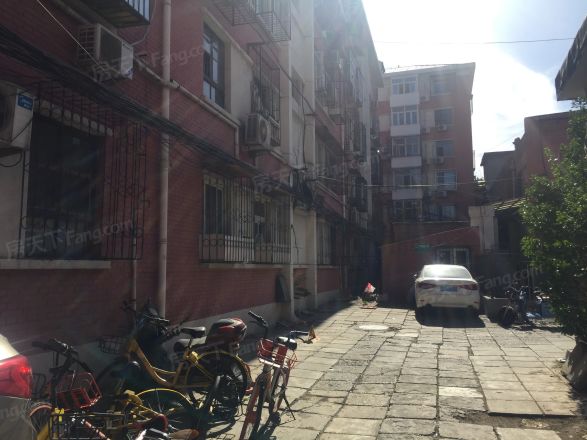 六铺炕小区实景图