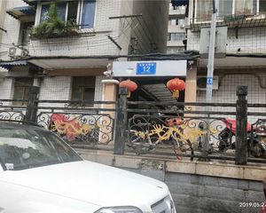 古卧龙桥街12号2室2厅东南