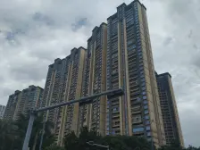 依云三期南向低层三房,装修新,随时入住,交通方便