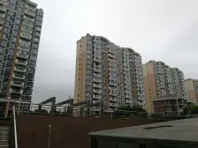 悬珠花园 大三房 精装修 好楼层好位置 直接拎包入住