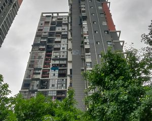 毛线沟宝华小区二房65万