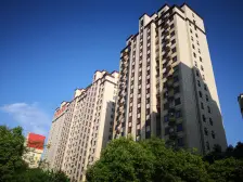 18号线地铁口 大两房 毛坯 电梯高层 随时看